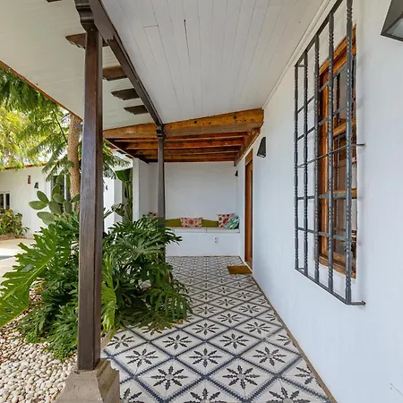 Lunatika House *