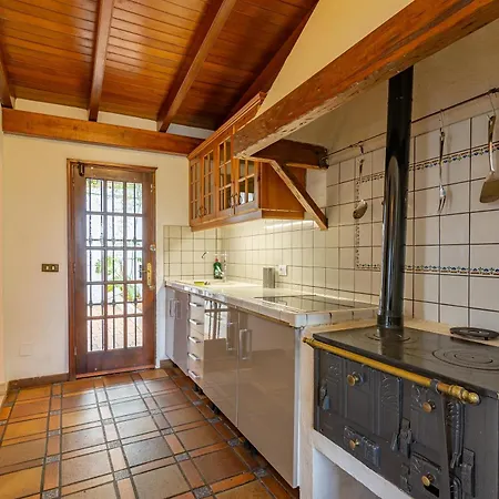 Lunatika House Villa