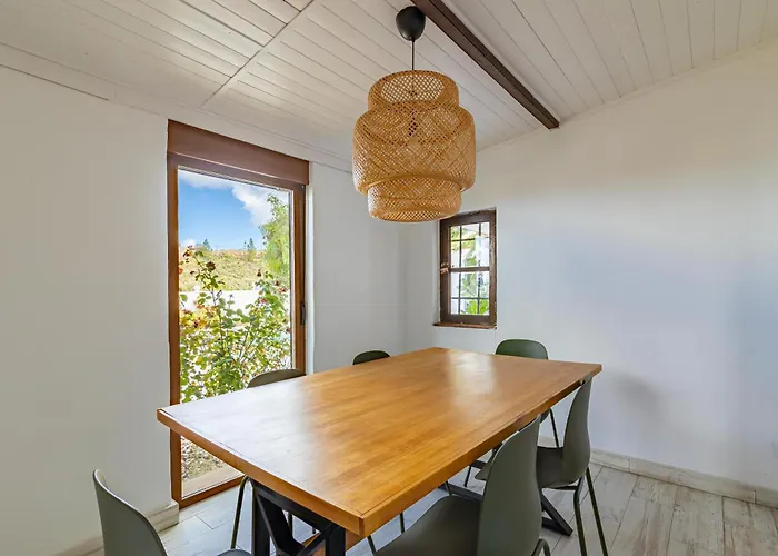 فيلة Lunatika House *