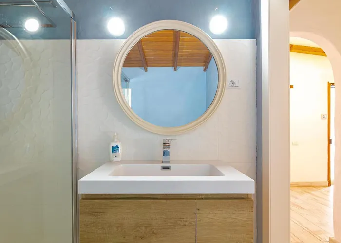 Lunatika House * فيغا دي سان ماتيو